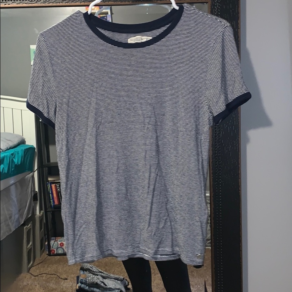 T-shirt.